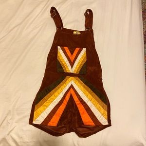 Miracle Eye Faux Suede Panel Overall Shorts XS